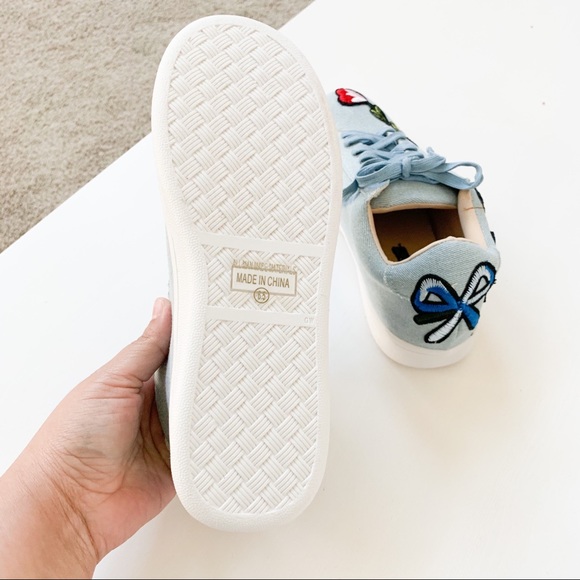 Chase+Chloe Denim Sneakers Celine-1 - Picture 6 of 8